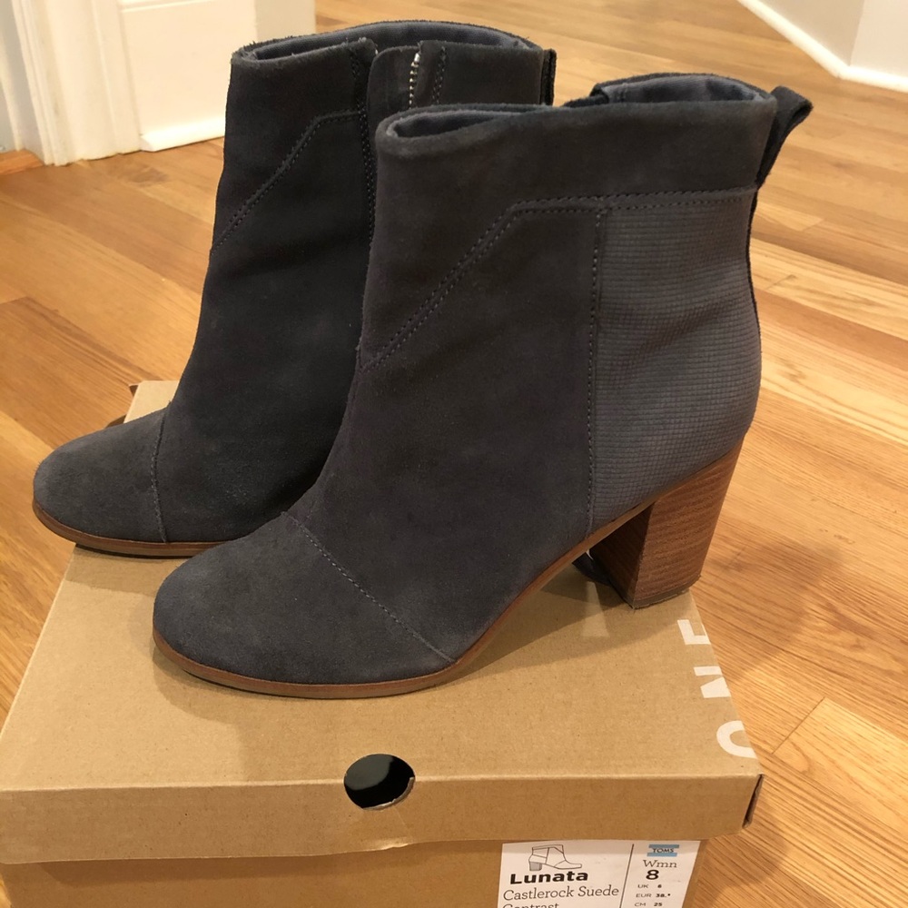 Toms Suede Lunata Side Zipper Ankle Bootie-Sz 8